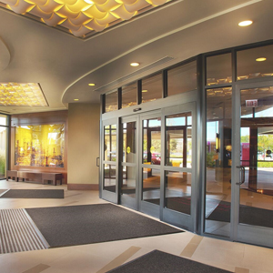 commercial door specialist Larkfield-Wikiup
